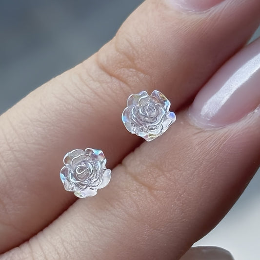 A Pair of Small Transparent Light-Colored Rose Stud Earrings for Women, Easy And Elegant, Suitable for Daily Wear by