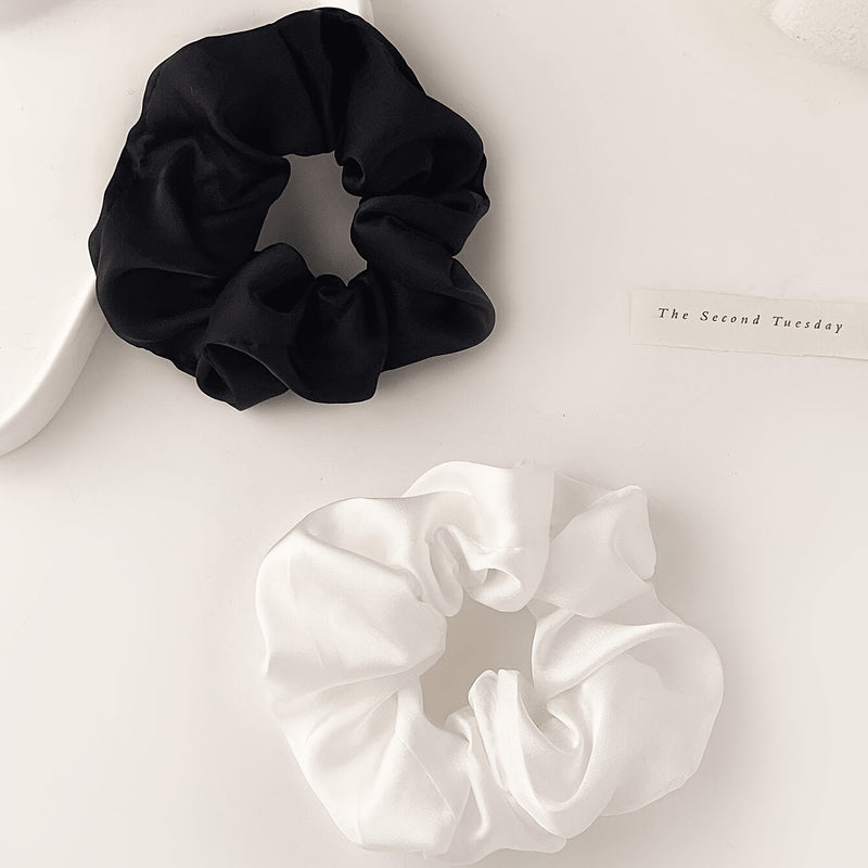 1/2/4pcs Matte Satin Scrunchies Set, High-End Black And White Versatile Hair Ties, Soft And Skin-Friendly, Does Not Hurt Hair, Easy Ins Style High Elastic Hair Additions, Gentle Temperament Low Ponytail Artifact, Multiple Colors Available