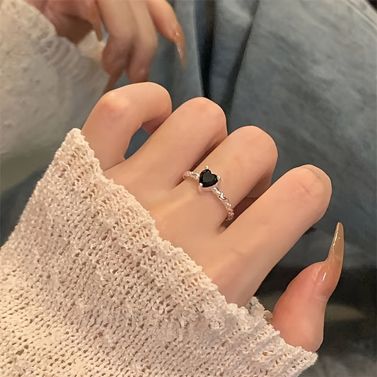 1pc Women'S Open Ring, Black Zirconia Heart Twist Ring for Women, New Niche Design Light Luxury Fashion Individualistic Cold Style