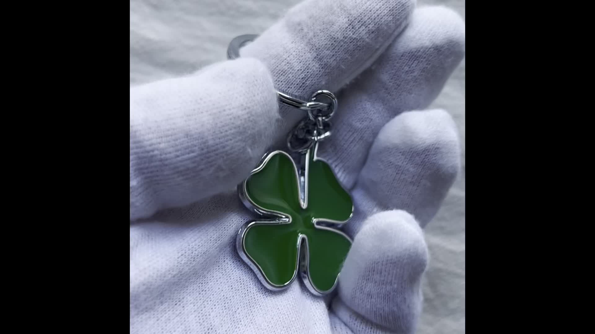 Stylish Green Four-Leaf Clover Keychain - Durable Zinc Alloy, Perfect for Car Keys & Accessories, Good Luck Charm, Keychain Accessory | Stylish Keychain | Durable Zinc Alloy