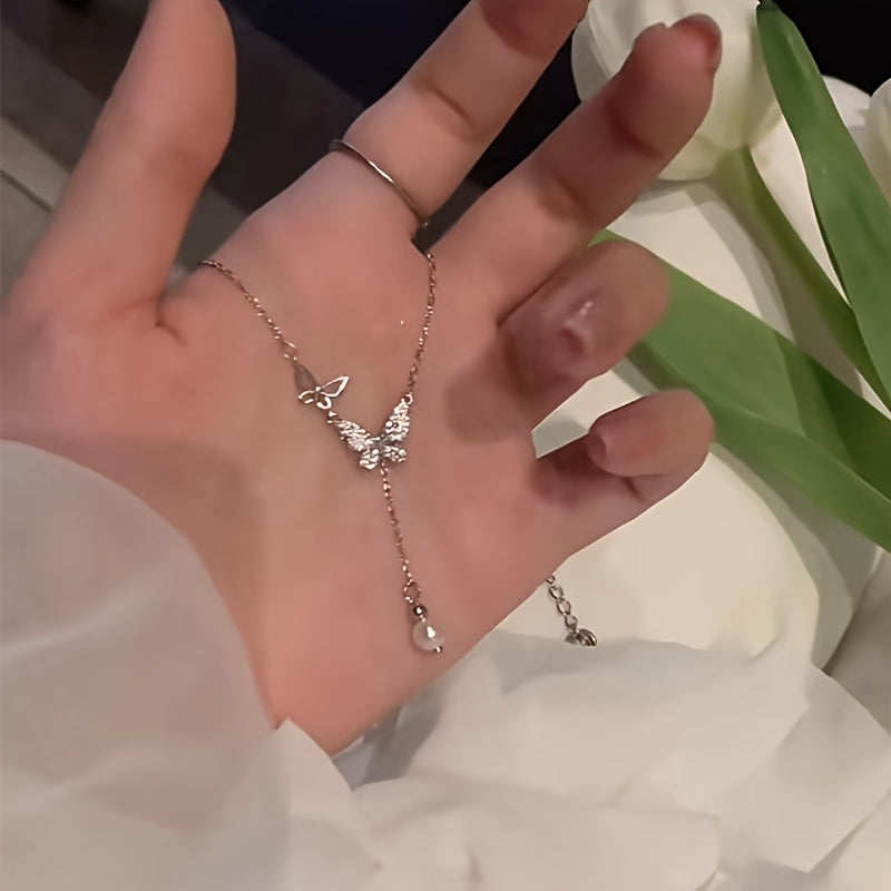 1pc Light Luxury Butterfly Women'S Necklace, Pearl Pendant Clavicle Chain, Gentle Style Niche Design Jewelry, Suitable for Dates And Daily Wear, Exquisite Gift for Girlfriend And Best Friend