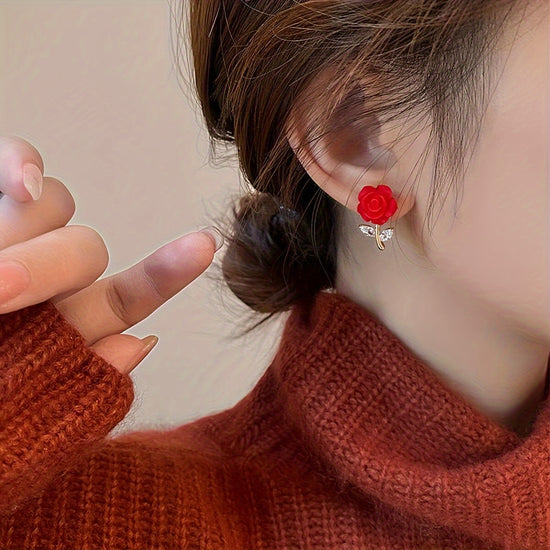 New Red Rose Earrings: Exquisite and Elegant Rose Stud Earrings, Trendy and Versatile Ear Accessories