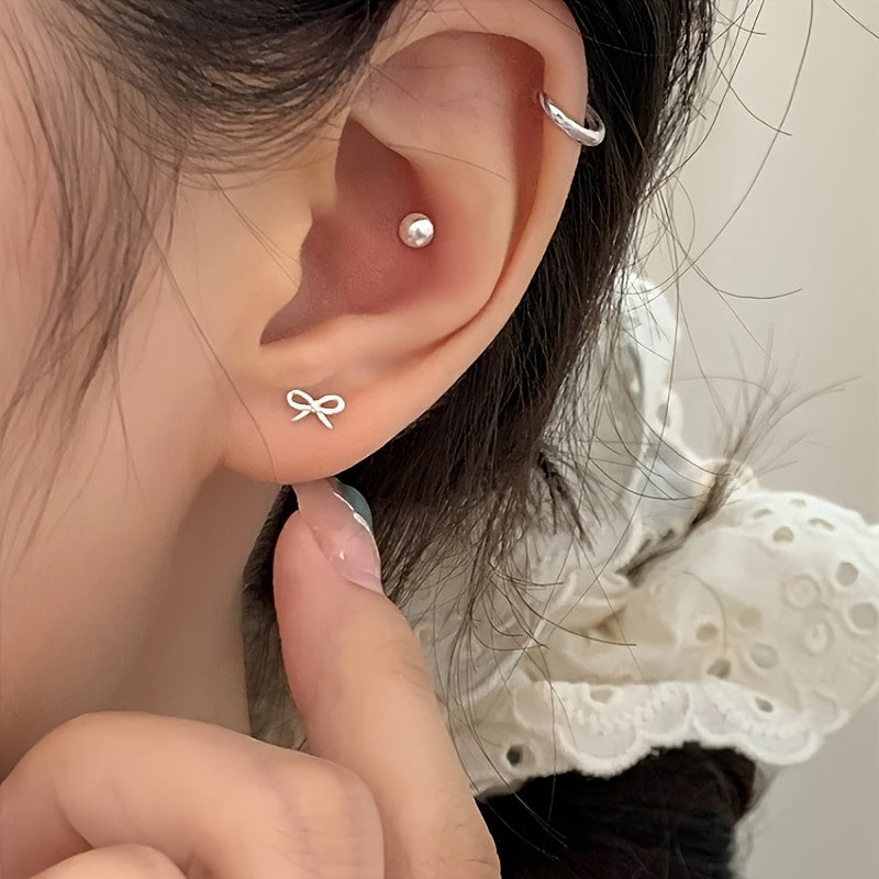 A Pair of Minimalist Mini Bow-Shaped Stud Earrings for Women, Perfect for Delicate Ear Piercings