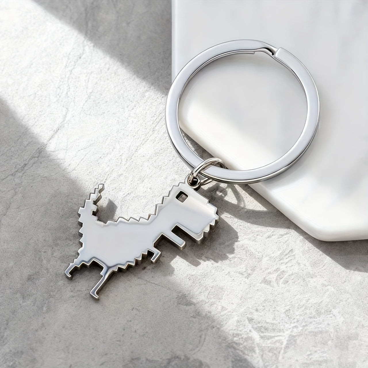 1pc 2pcs Personalized Pixel Dinosaur Keychain Valentine'S Day Couple Keychain Exquisite Pattern Keychain European And American Element Design Men And Women Family Keychain Suitable for Family Work Business Party Gathering