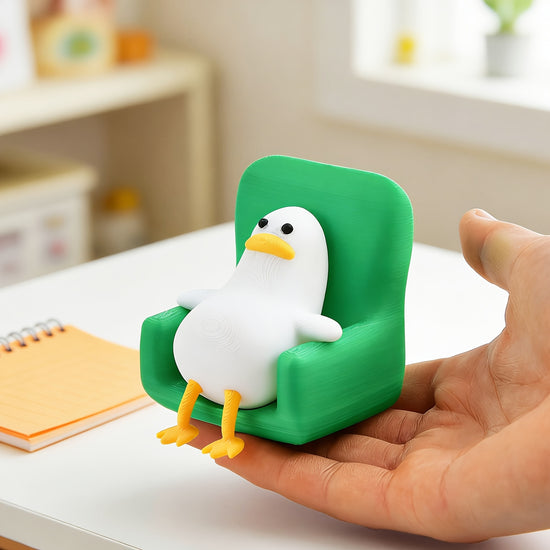 1pc Lying Duck, Funny Cute Expression, Compact Desktop Ornament, Creative Animal Shape