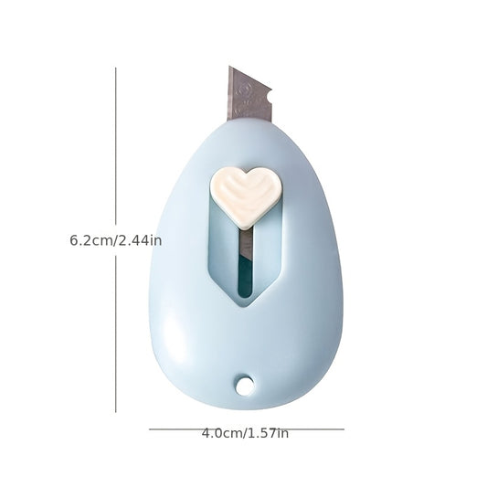 1pc New Portable Cute Cartoon Handheld Personal Portable Household Office Parcel Opening Craft Paper Cutting Knife, Usable in All 4 Seasons, Student Dormitory Journal Cutting Knife, Retractable Protective Design, Heart-Shaped Retractable Button