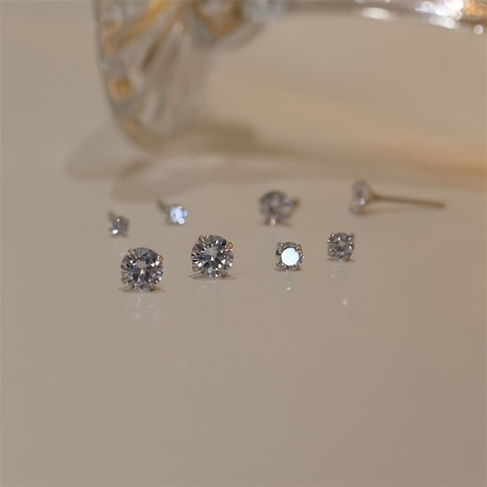 Material Minimalist Exquisite Zirconia Earrings for Women, a Touch of Luxury with a Unique Style, Versatile And Elegant, Perfect for a Cool And Understated Look