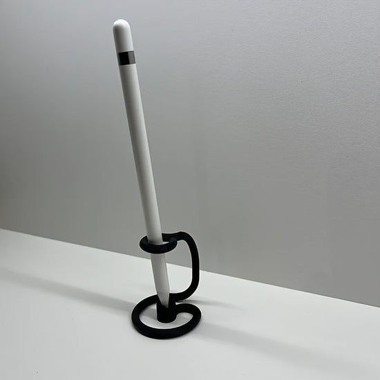 3D Printed Apple Pen Holder - Pen Holder - Desktop Decoration - Learning and Office Supplies - Stationery - Modern Creative Desktop Sculpture - Easter and Graduation Season Heartfelt Gifts - Suitable for Desks, Office Storage and Fun Tools