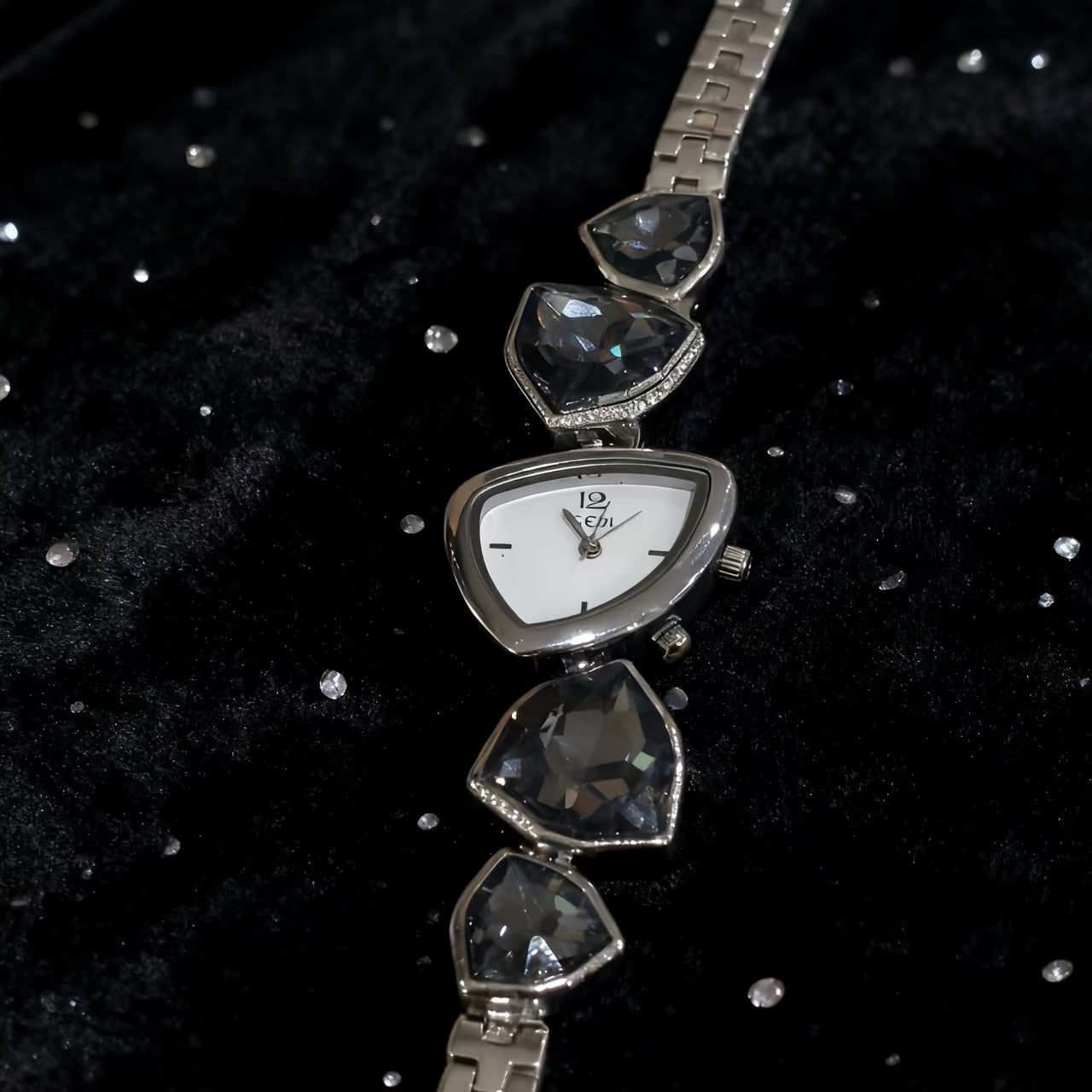A Stylish Versatile Beautiful Watch Bracelet T168