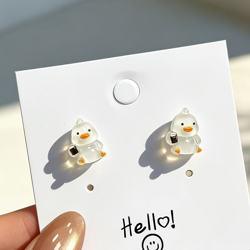 These Adorable Earrings Shaped Like Cartoon Ducks, Featuring a White End, Are Ideal for Everyday Wear And Party Ensembles for Ladies