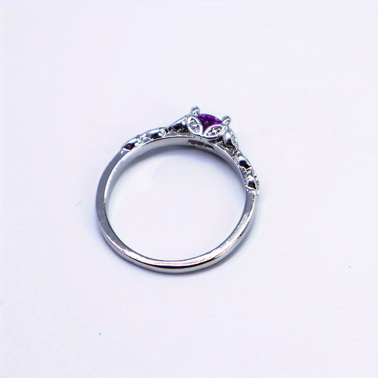 Synthetic Synthetic Zircon​​ Ring, a Easy And Stylish Faux Ring Made in Europe And