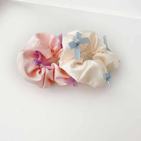 1/2pcs New Sweet Bow Black/White Combination Scrunchies, Temperament Satin Hair Rope Scrunchies Hair Additions, Elegant Fashion Hair Additions, Suitable for Daily Wear, Hair Additions, Hair Tie, Hair Rope, Ponytail Headwear Elastic Hair Band