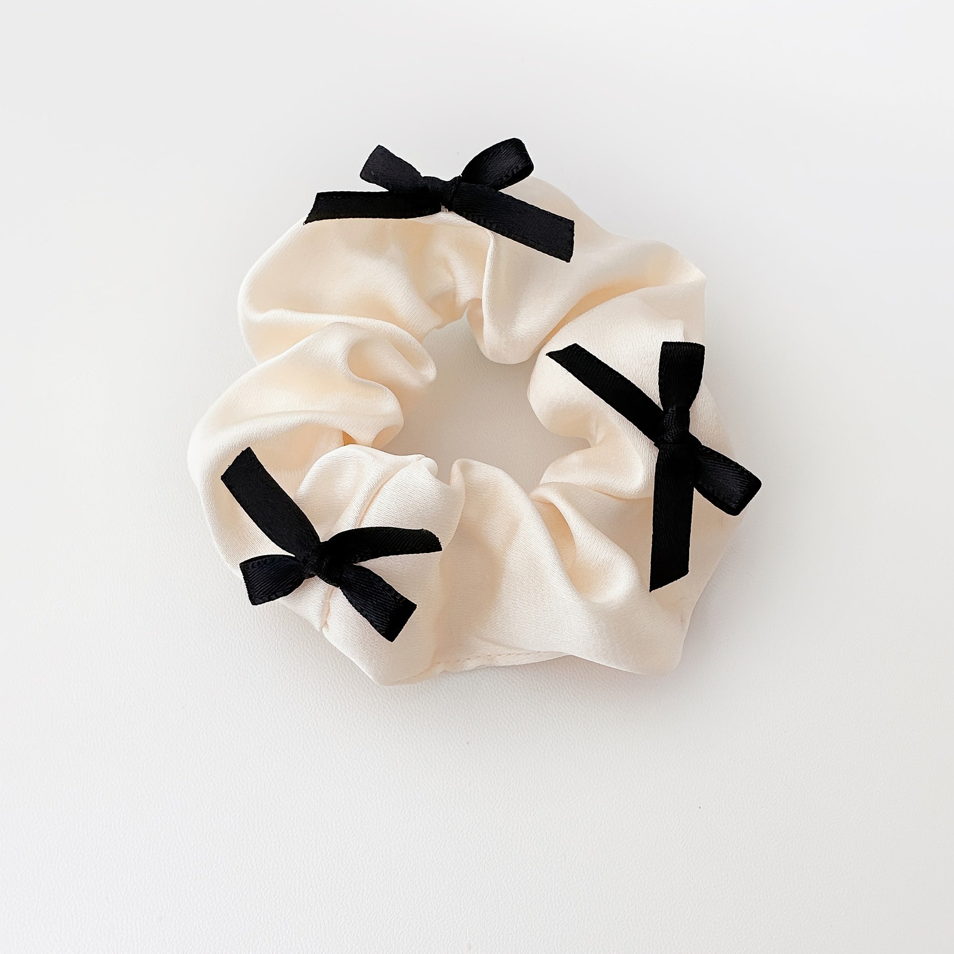 1/2pcs New Sweet Bow Black/White Combination Scrunchies, Temperament Satin Hair Rope Scrunchies Hair Additions, Elegant Fashion Hair Additions, Suitable for Daily Wear, Hair Additions, Hair Tie, Hair Rope, Ponytail Headwear Elastic Hair Band