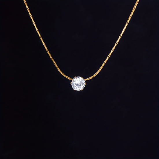 1pc Fashionable Sexy Synthetic Zirconia Pendant Necklace Gift for Girlfriend