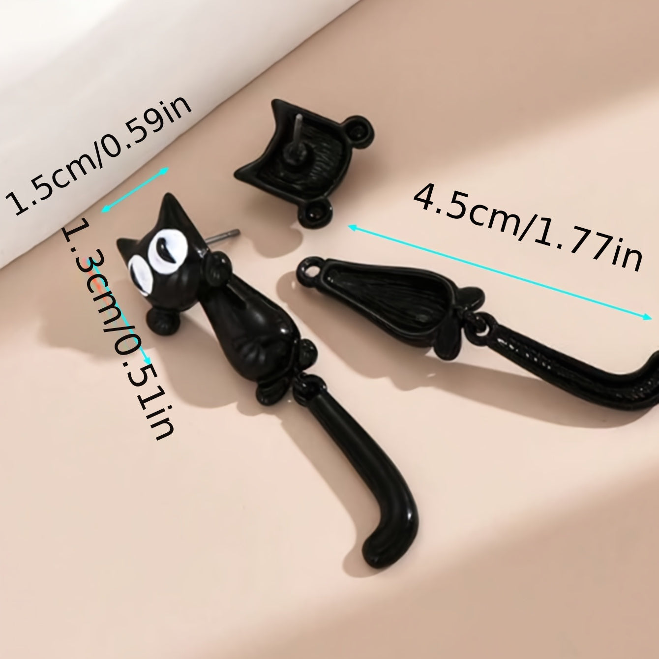 1 Pair Cute Black Cat Stud Earrings for Women & - Creative Gift, Alloy Posts, Playful Cartoon Design for Casual Attire, Novelty Earrings