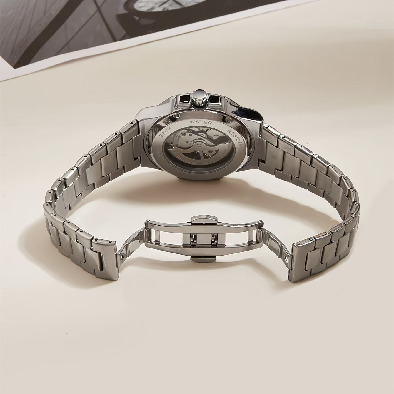 Men'S Fully Automatic Business And Leisure Watch with All Metal Case, Stainless Steel Butterfly Buckle Strap, Trendy And Fashionable Night Light, And High-End Hollowed Out Mechanical Watch for Business And Leisure Men, Suitable As a Christmas Gift